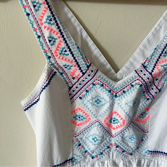 AE White Embroidered Mini Dress Size 4 Boho Hippie Festival Western Flirty - Picture 4 of 13